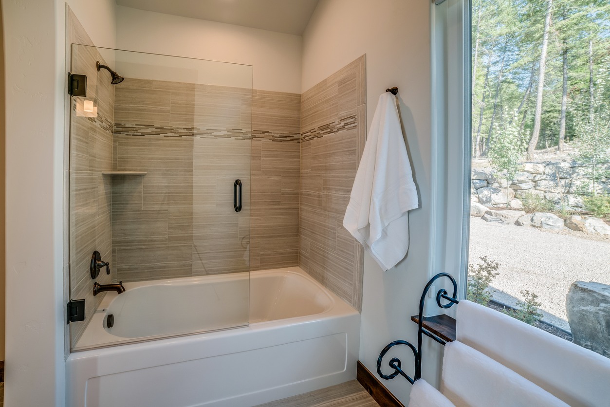 Shower & Tub Repair in Anchorage